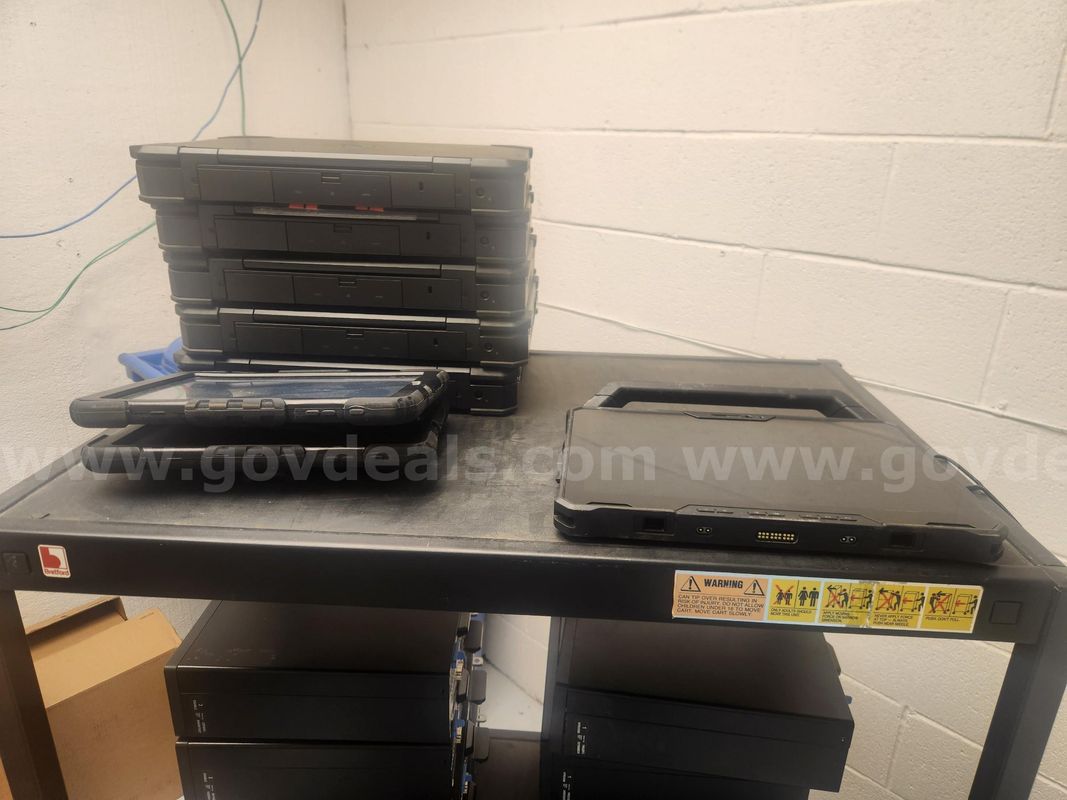 1 Lot of Computers, Laptops, Monitors, Keyboards and Mice