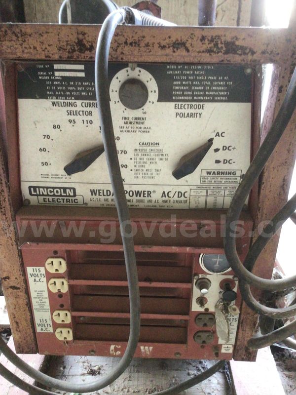 Lincoln Gas Powered AC/DC Welder with 115 and 230 Receptacles