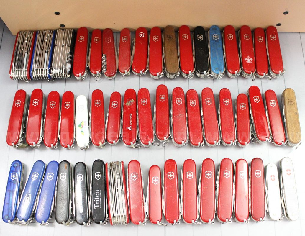 Approximately 10 lbs. Assorted Victorinox/Swiss Army  Knives, #35601