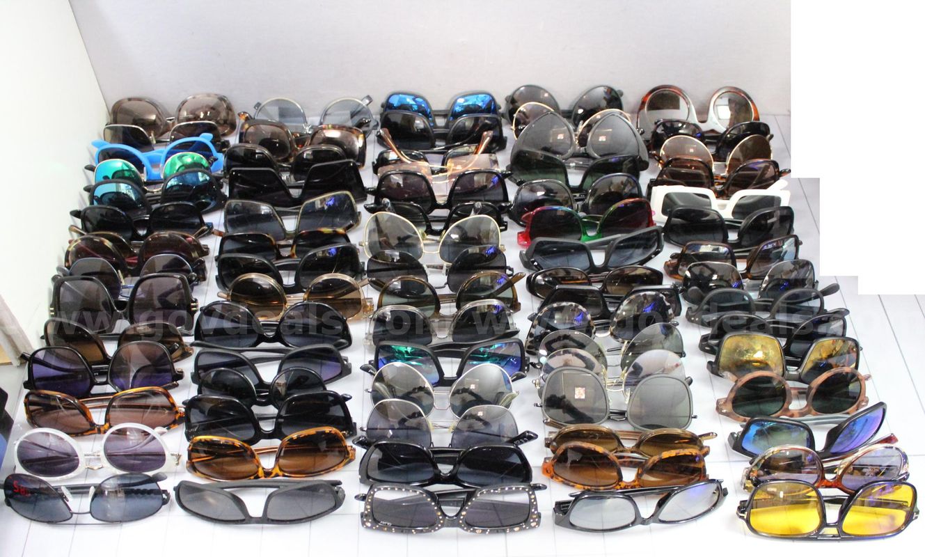 Approximately 5 lbs. of Assorted Sunglasses, #35220