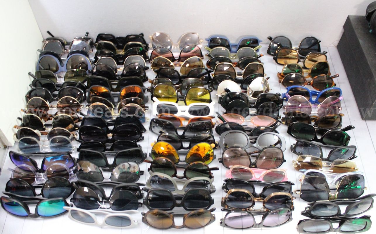Approximately 5 lbs. of Assorted Sunglasses, #35447