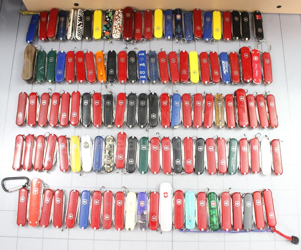Approximately 6 lbs. Assorted SMALL Victorinox/Swiss Army Knives, #35195