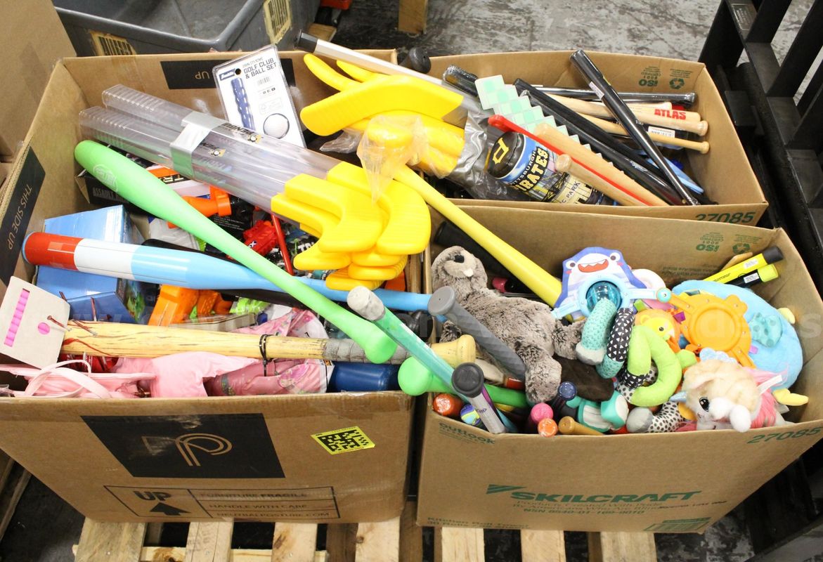 1 Skid of Assorted Toys, #36070, **PICK UP ONLY**BIG BOX NOT INCLD**