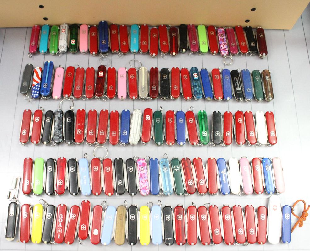Approximately 6 lbs. Assorted SMALL Victorinox/Swiss Army Knives, #35320