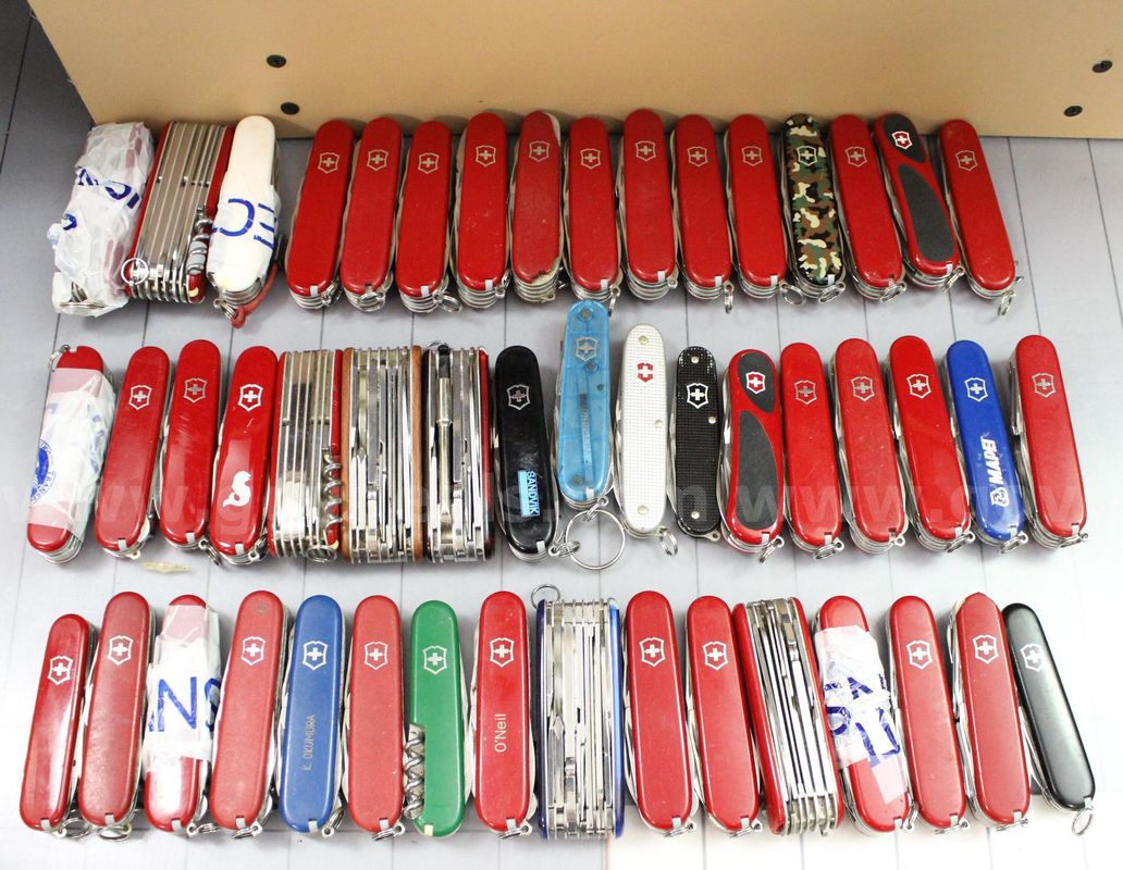 Approximately 10 lbs. Assorted Victorinox/Swiss Army Knives, #35942
