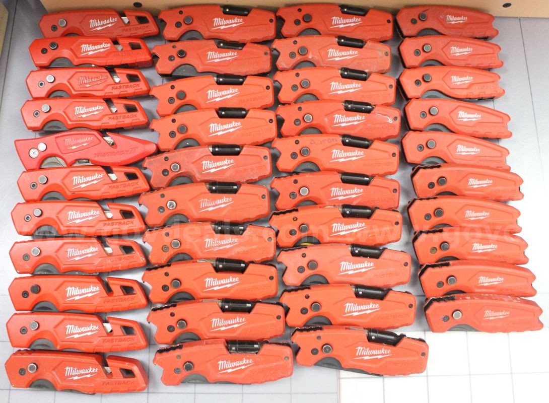 Approximately 11 lbs. of Assorted Box Cutters/Utility Knives, #35819