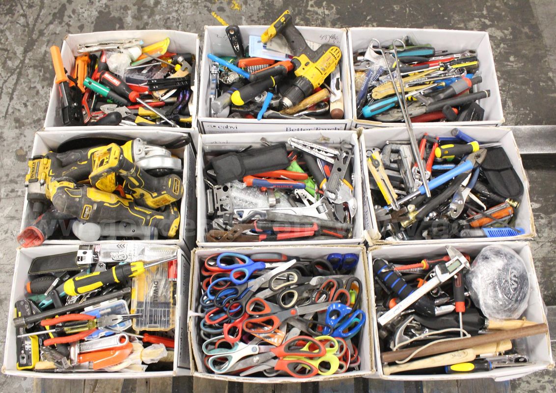1 Skid of Assorted Hand Tools/Power Tools/Knives/Multi-tools/Etc., #35803, **PICK UP ONLY**SKID NOT INCLD*