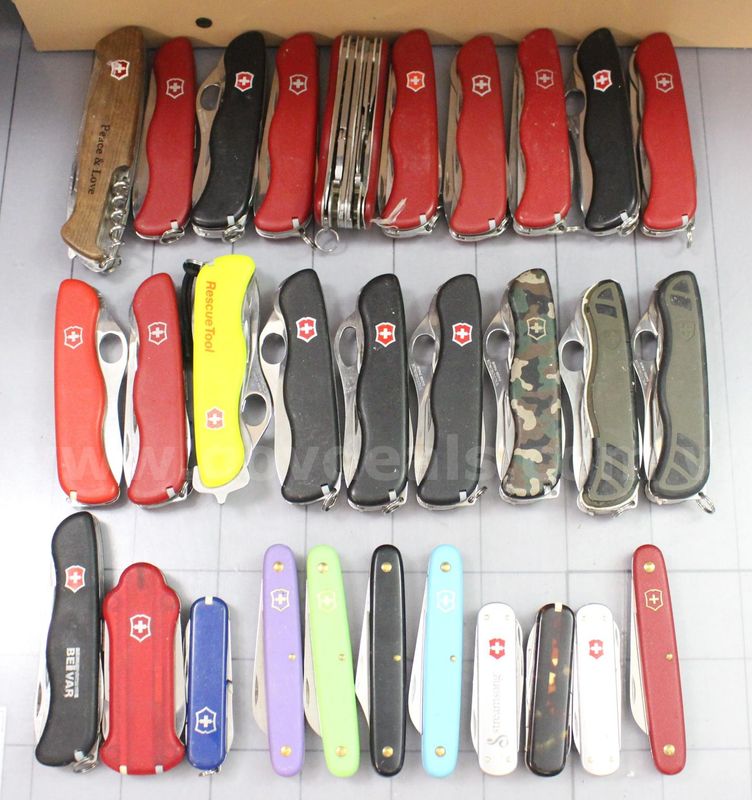 Approximately 6 lbs. Assorted Victorinox/Swiss Army Knives, #35488