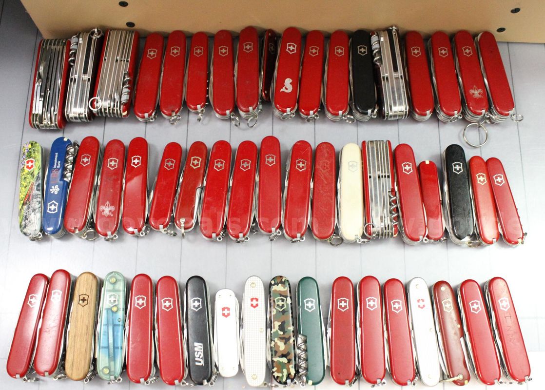 Approximately 10 lbs. Assorted Victorinox/Swiss Army Knives, #35945