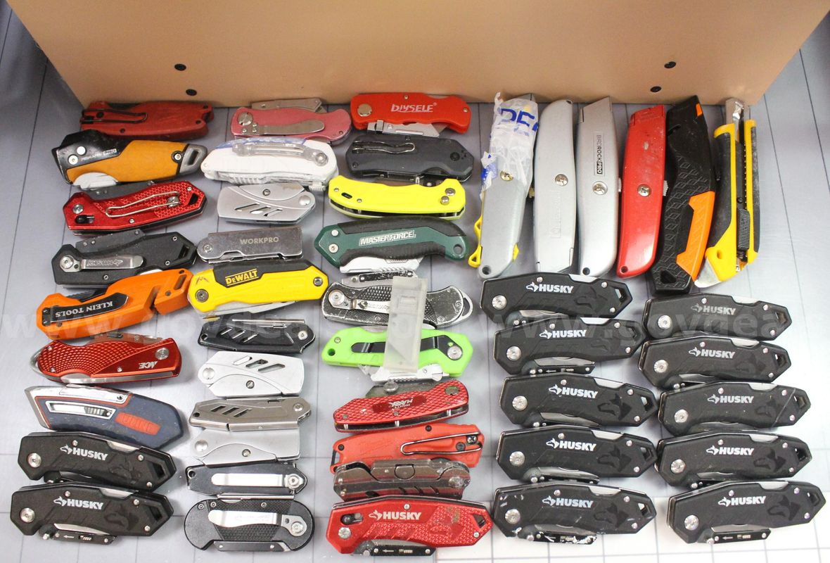 Approximately 11 lbs. of Assorted Box Cutters/Utility Knives, #35820