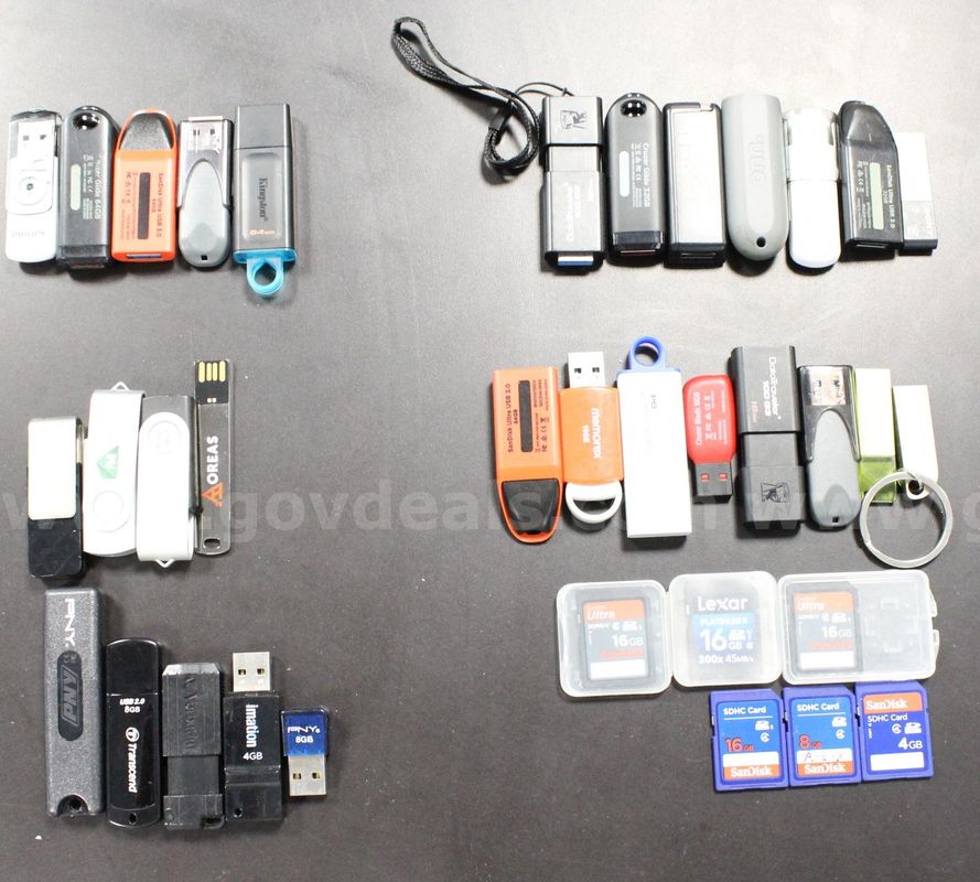 Approximately 1 lb. of USB Drives/Etc., #36197