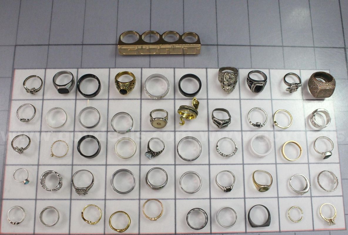 Approximately 1 lb. of Assorted Rings, #36199