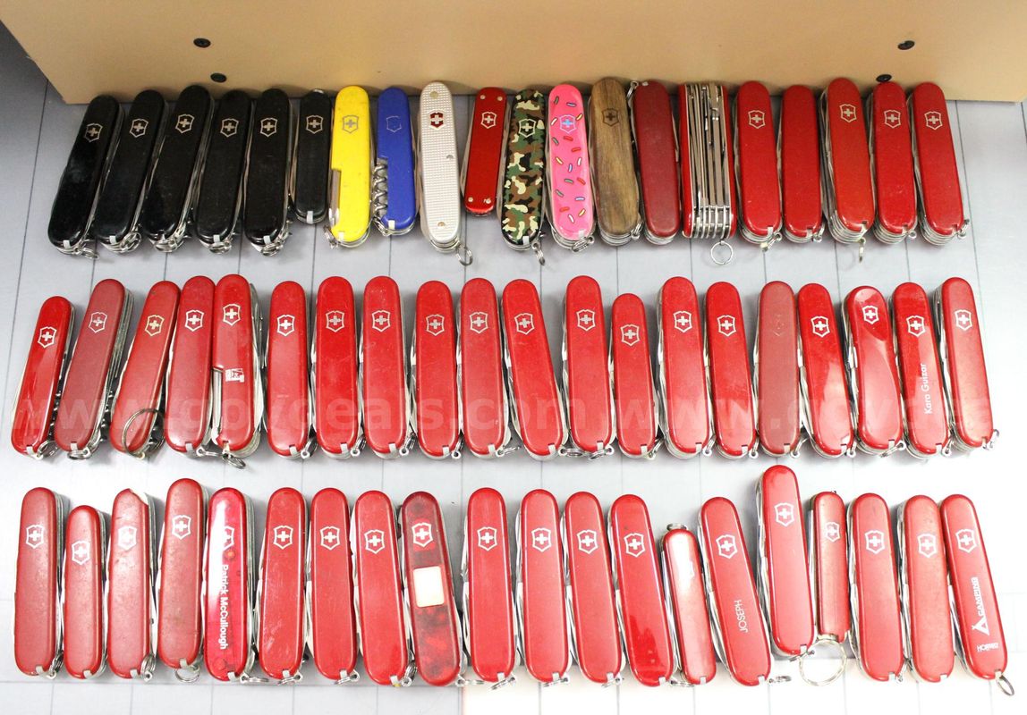 Approximately 10 lbs. Assorted Victorinox/Swiss Army Knives, #35948