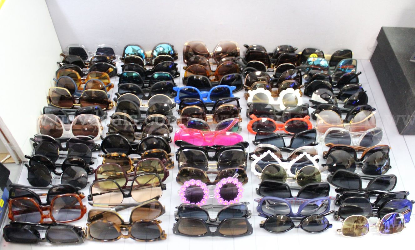 Approximately 5 lbs. of Assorted Sunglasses, #35590