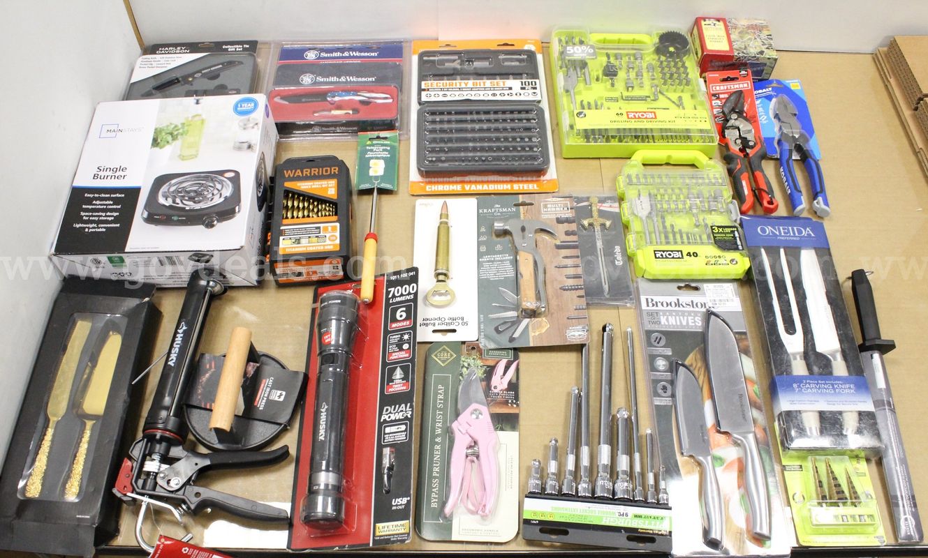 1 Box of Assorted NEW or Lightly Used Items/Tools/Household/Etc., #36055, **PICK UP ONLY**