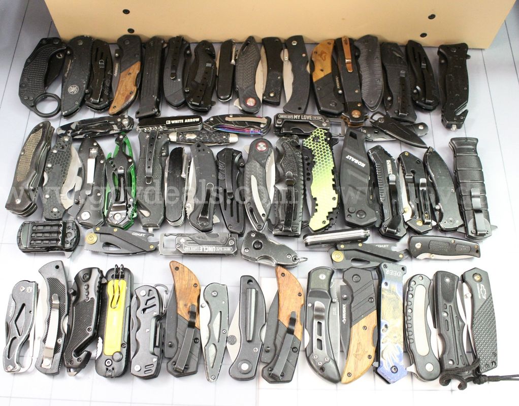 Approximately 12 lbs. of Assorted Black Knives/etc., #36567