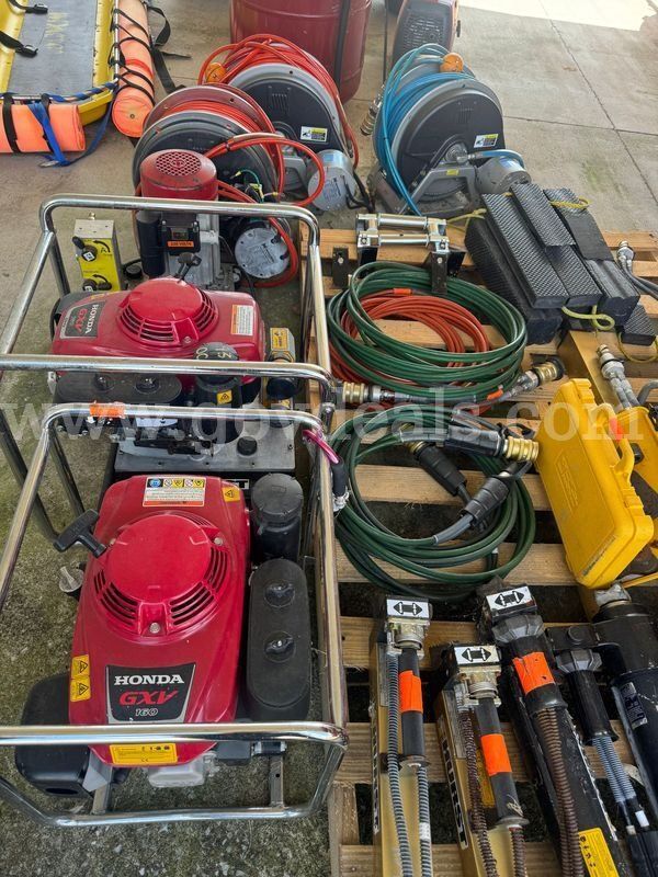 Large Lot Hurst Hydraulic Equipment