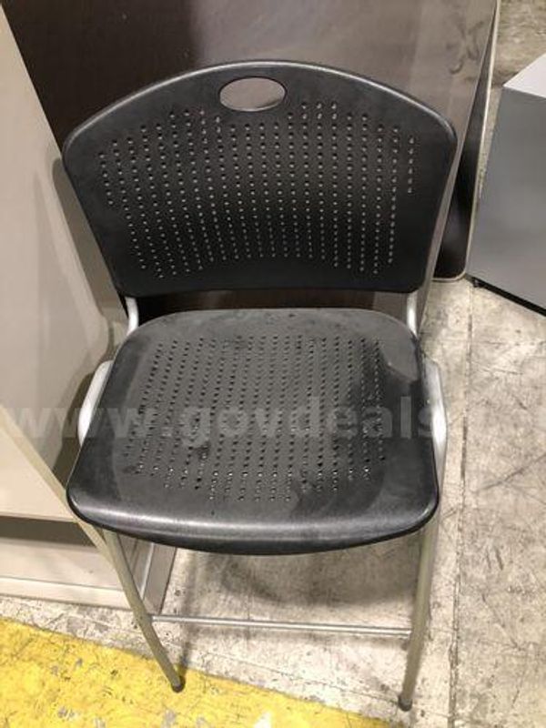 High Top Chair (221901 TM)