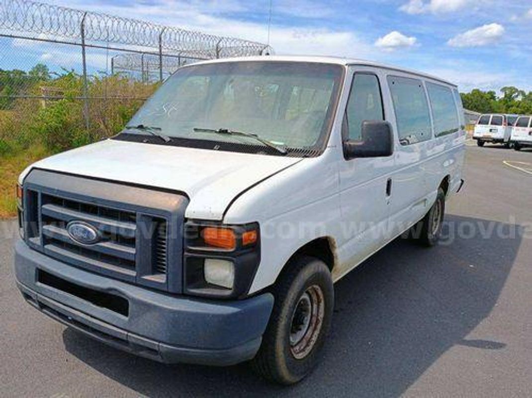 2013 Ford Econoline (222282 TM)