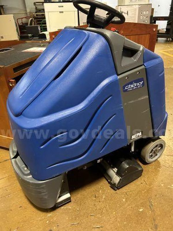 Chariot iVac 34 ATV Floor Scrubber (222397 BT)