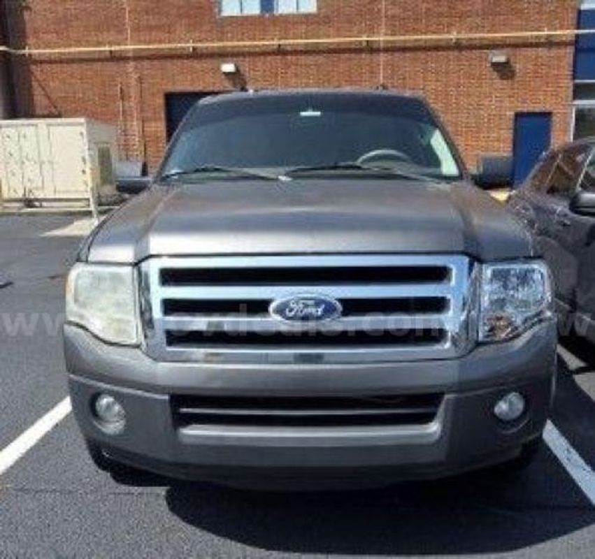 2011 Ford Expedition (223124 BT)