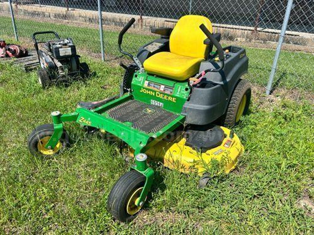2014 John Deere Z445 ZTR-MOWER (223258 AJ)