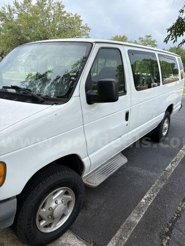 2007 Ford Econoline (223458 AJ)