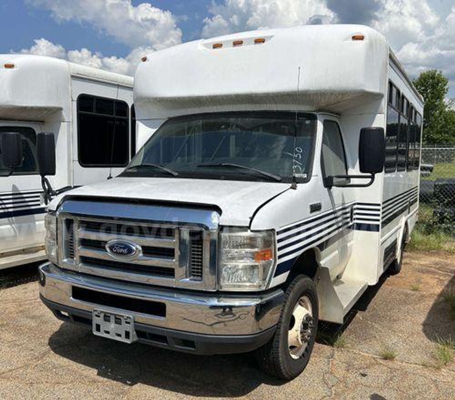 2017 Ford Econoline(223456 TM:DOT)