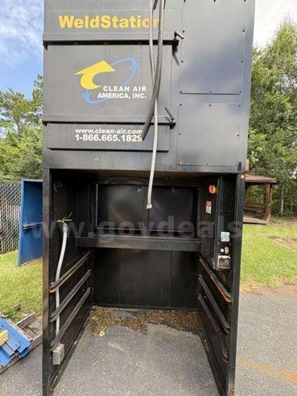 Welding Booth (223726 TM)