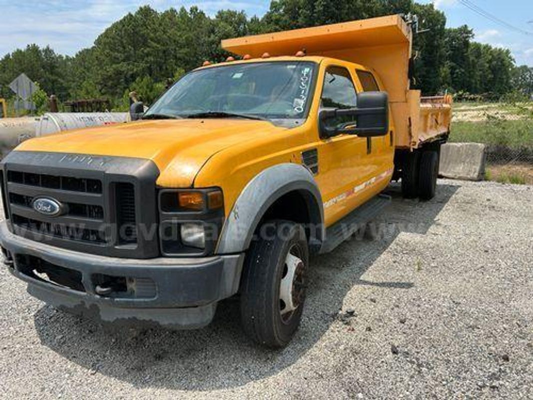 2008 Ford F-550 (224138 NM DOT )
