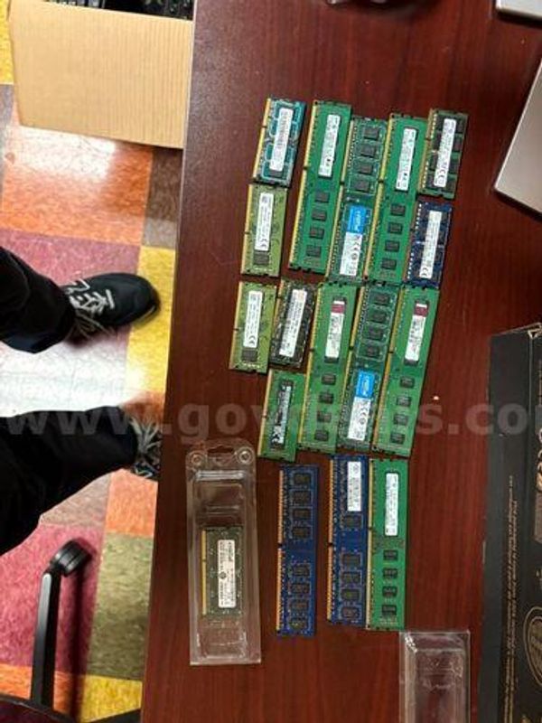 Keyboards, Mouse, RAM Modules, Laptop Barrels, Cables (224531 AJ)