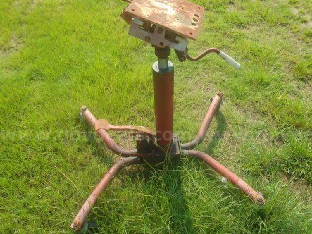 Hydraulic Transmission Jack (224720 BT)