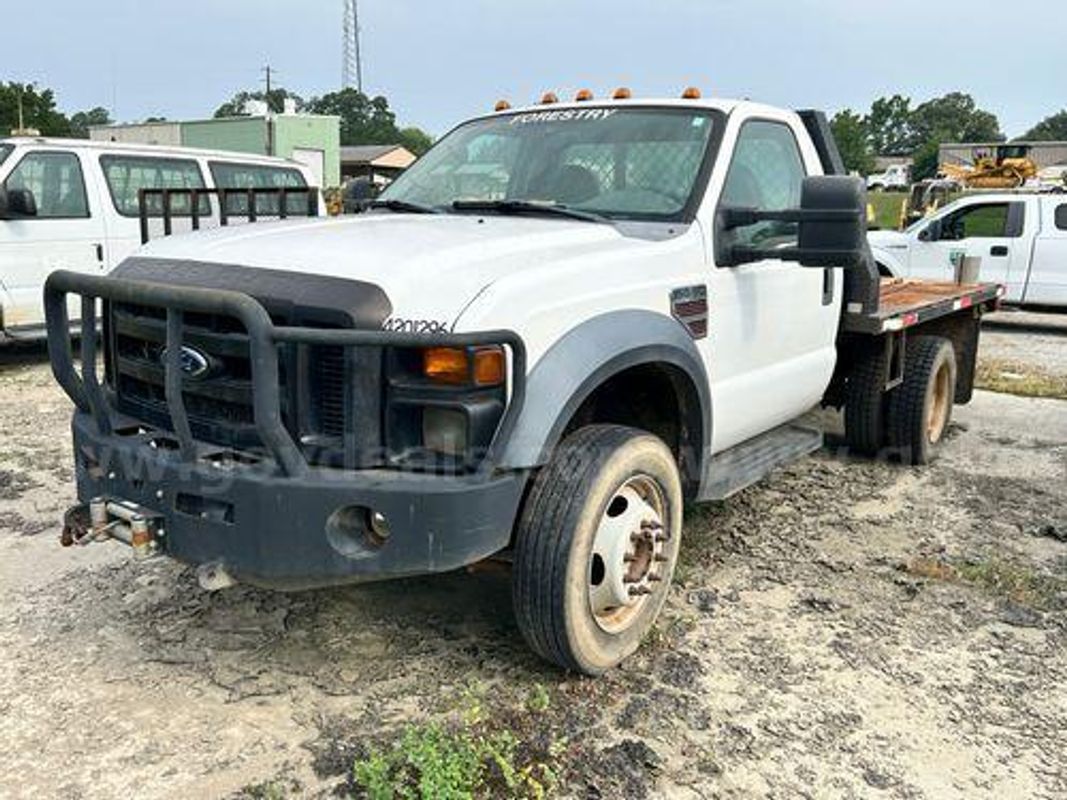 2009 Ford F-550 (224131 NB)