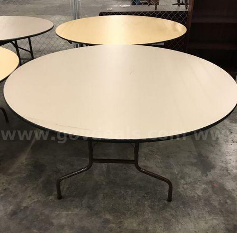 Tables & Chairs (225244 TM)