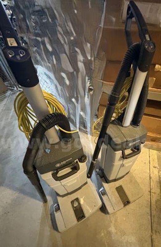 Floor Scrubber ADVANCE SC 100 (225230 NM)