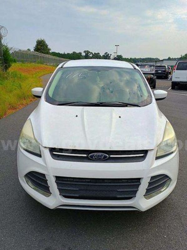 2016 Ford Escape (225377 BT)