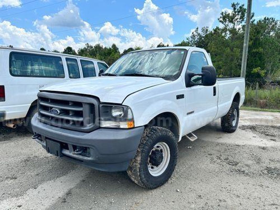 2004 Ford F-250 SD (225267 NB)