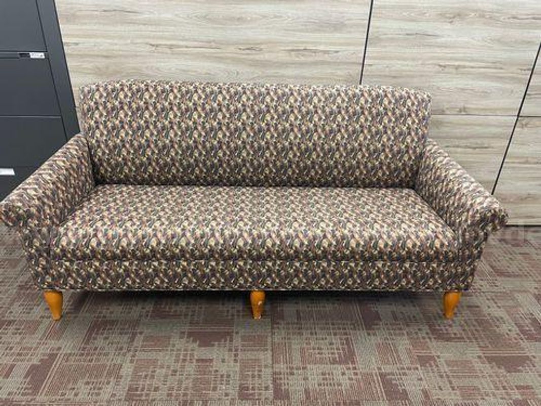 Gold and Blue Couch (224899 NB)