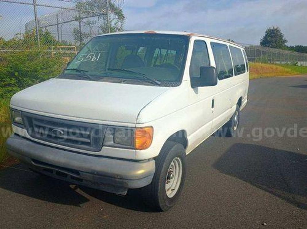 2006 Ford Econoline (225568 BT)