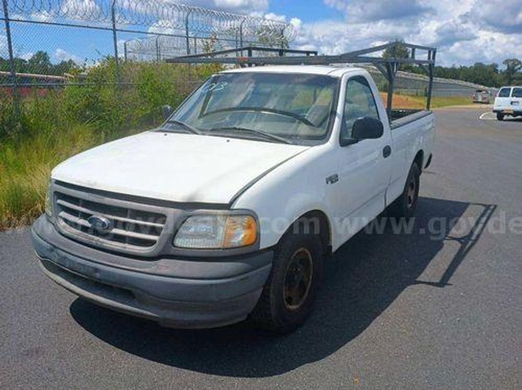 2002 Ford F-150 (225567 NB)