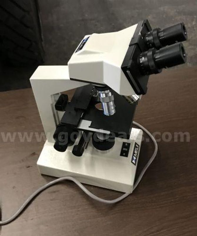 Microscopes, Transformer, and Scales (225622 DC)