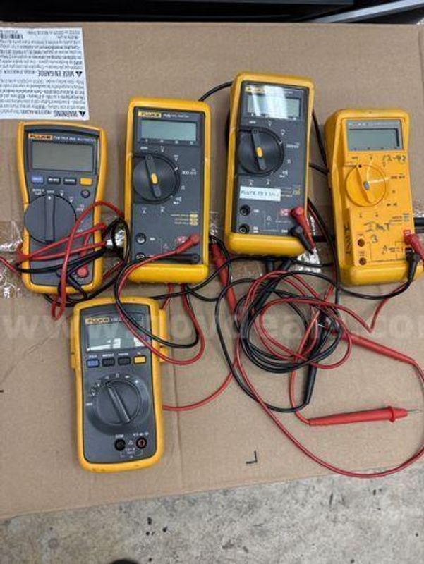Multimeters (225433 BT)