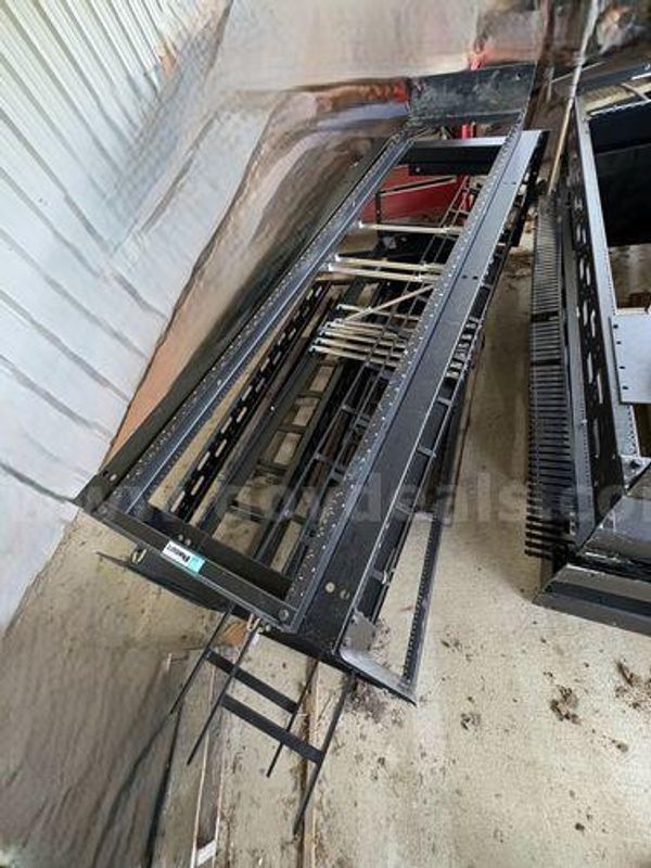 2 Post Server Racks (225589 AJ)