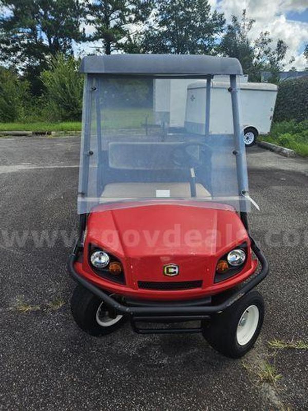 Cushman Hauler 800 Golf Carts ***FOR PARTS ONLY*** (225990 BT)