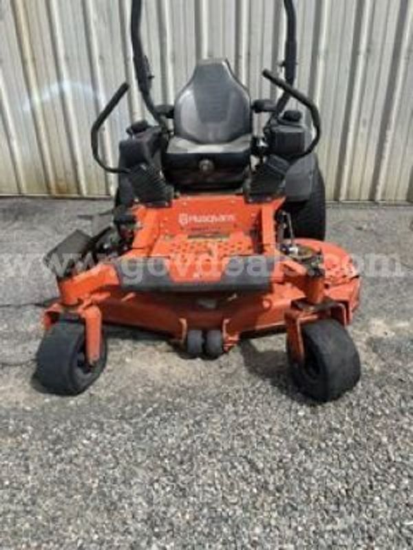 Husqvarna Zero Turn ***PARTS ONLY*** (226341 BT)