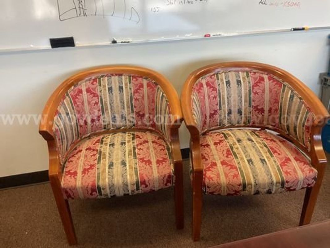 Pink Chairs (225939 DC)