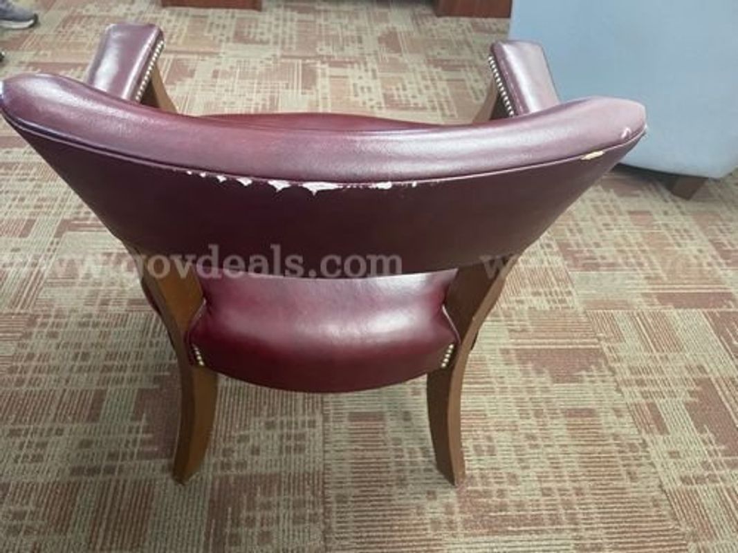 Chairs (226500 NB)