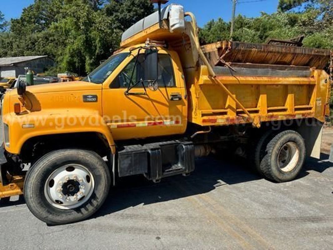1999 Chevrolet C7H042 (226414 NB DOT)