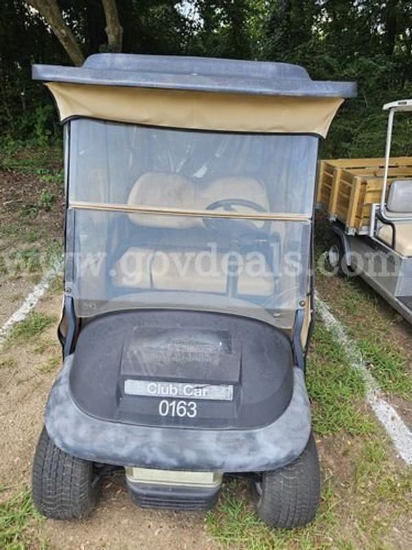 2010 Electric Club Car Precedent (226605 AJ)