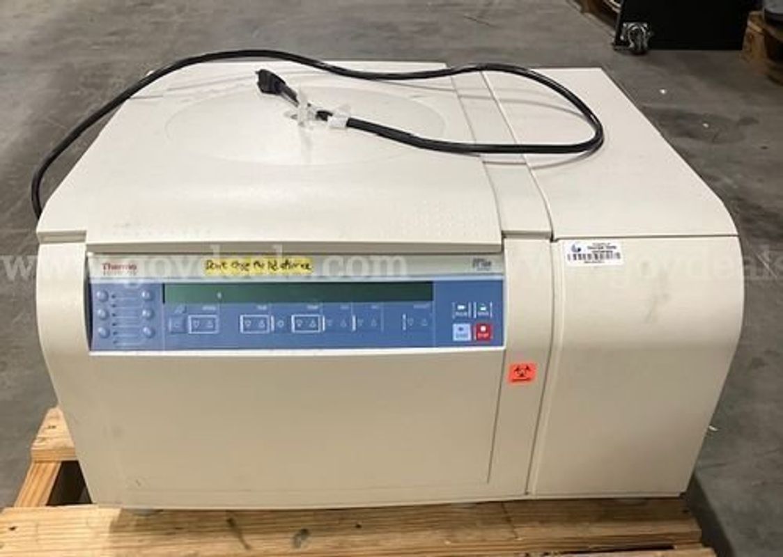 Thermo Fisher Sorvall ST 16R Centrifuge (226728 NM)